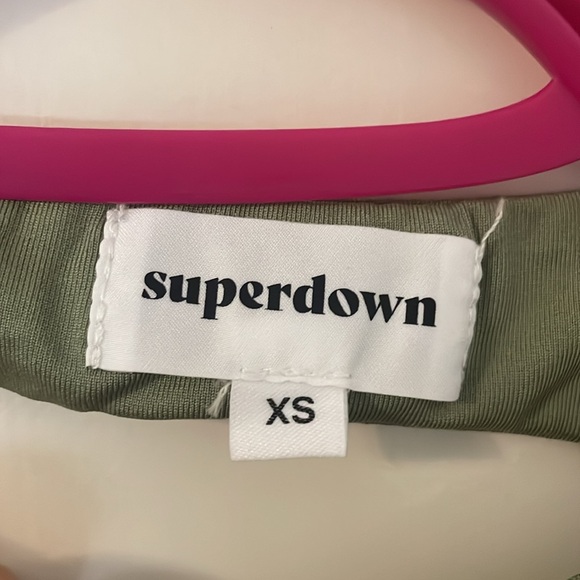 Superdown - Cut Out Top - Picture 5 of 7